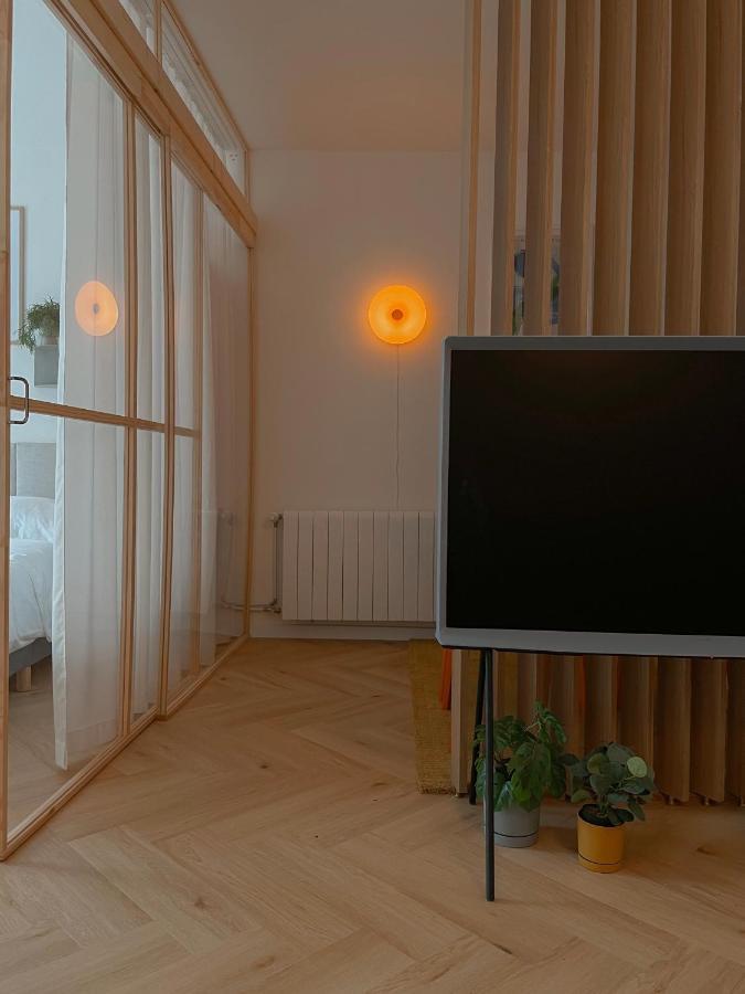 Noda - Nordic Design Apartment With Terrace Липтовски-Микулаш Экстерьер фото